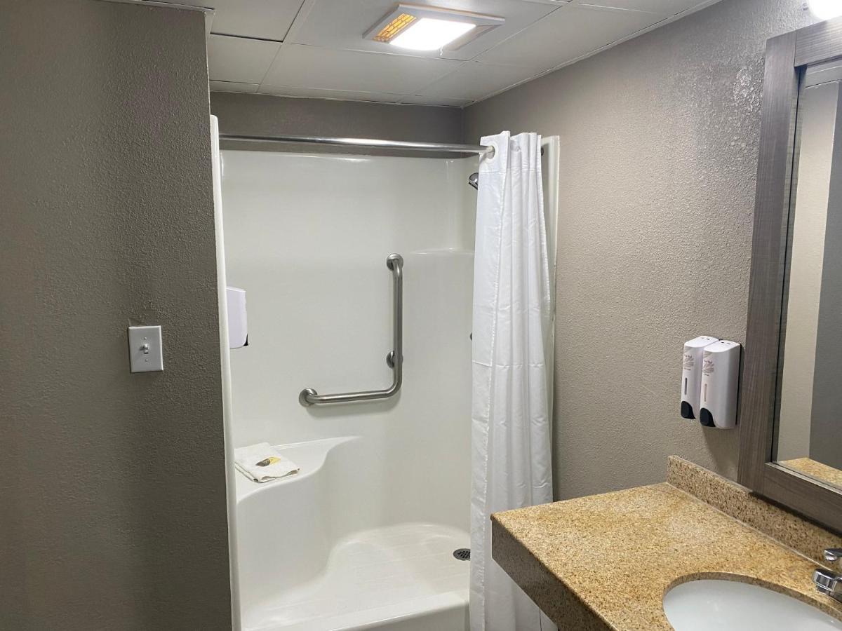 Red Roof Inn Jacksonville, Al Ngoại thất bức ảnh