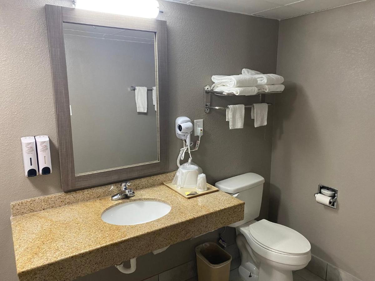 Red Roof Inn Jacksonville, Al Ngoại thất bức ảnh